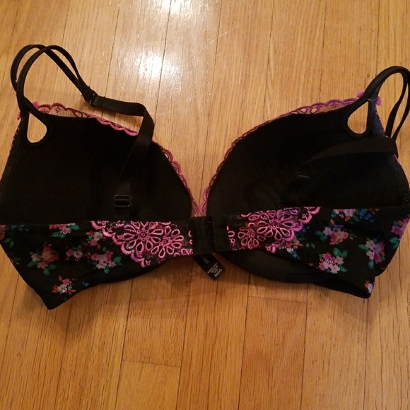 PINK BY VICTORIA SECRET BRA - Picture 2 of 3